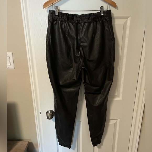 Ladies Spanx Pants - Picture 2 of 3